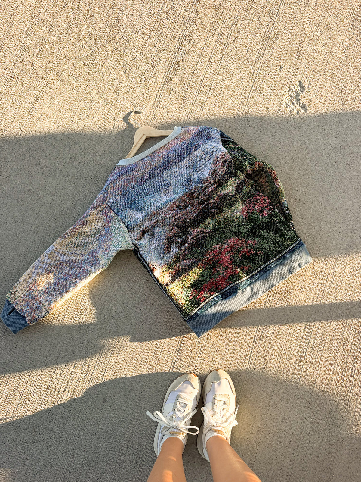 Tapestry crewneck
