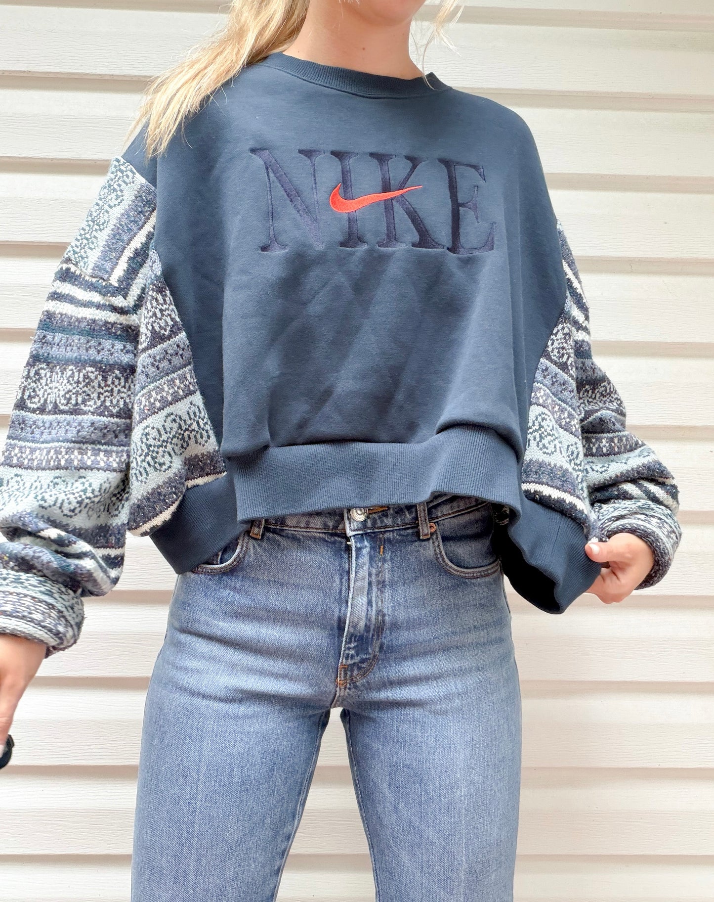 Nike crewneck x vtg sweater 🌊