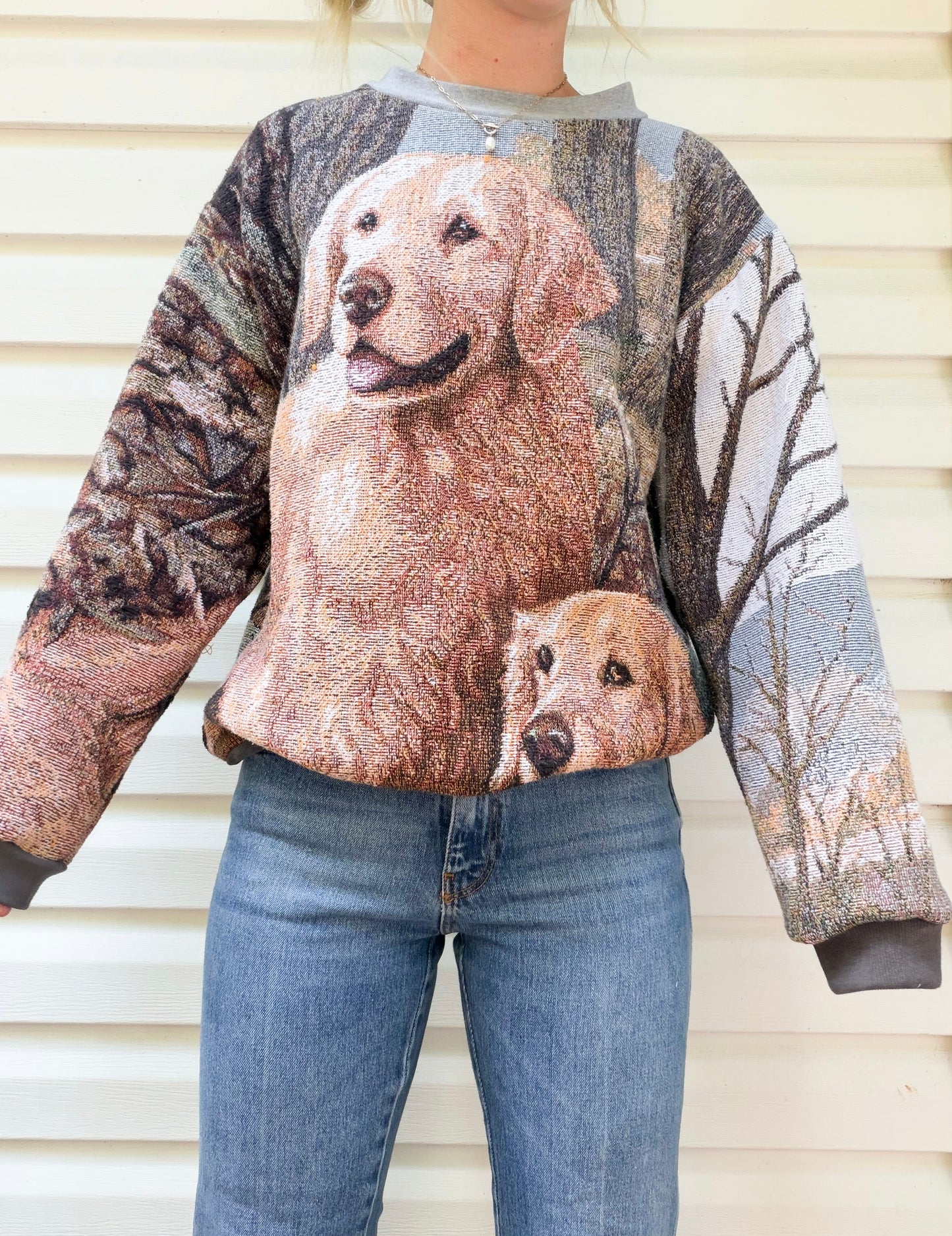 Golden Retriever Tapestry crewneck