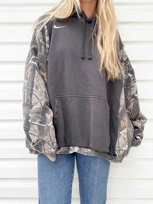 Vintage camo x Nike hoodie