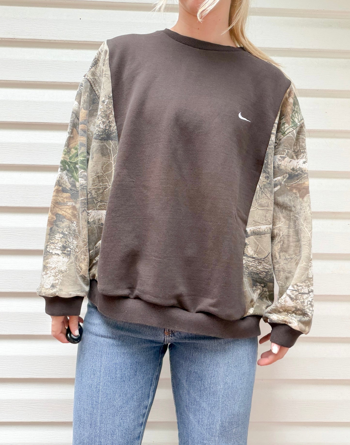 Nike crewneck x camo🐻🤎