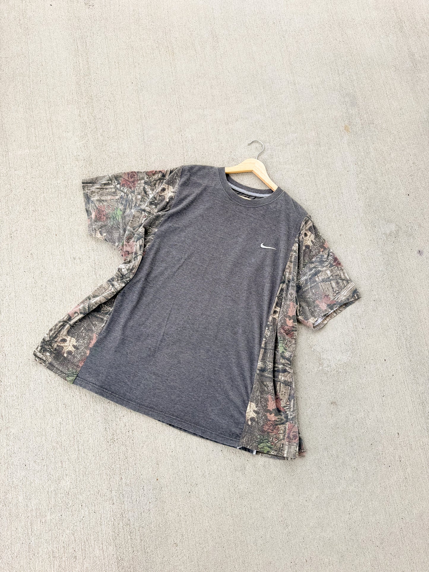 Nike tee x camo