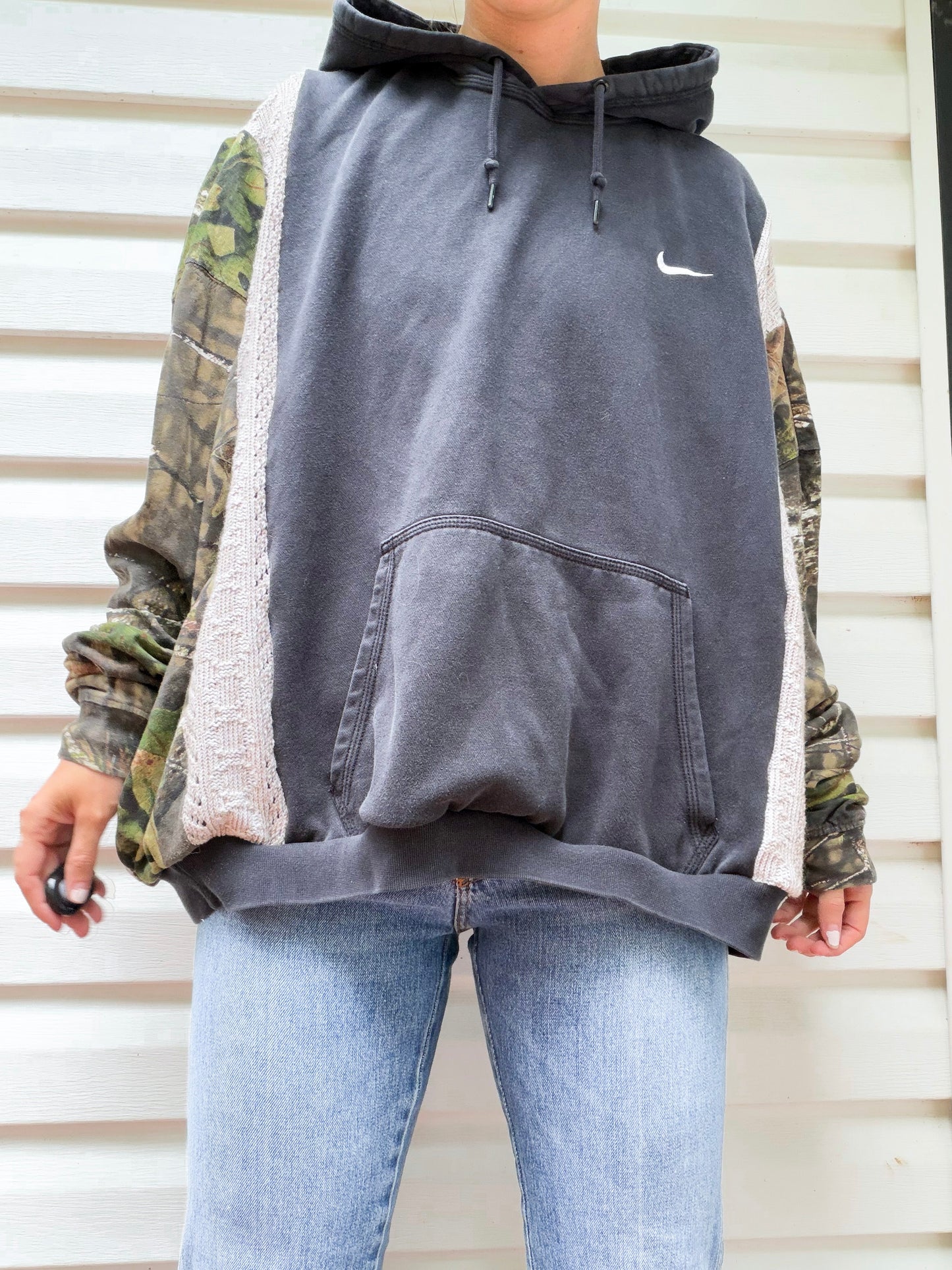 Nike hoodie x camo & sweater