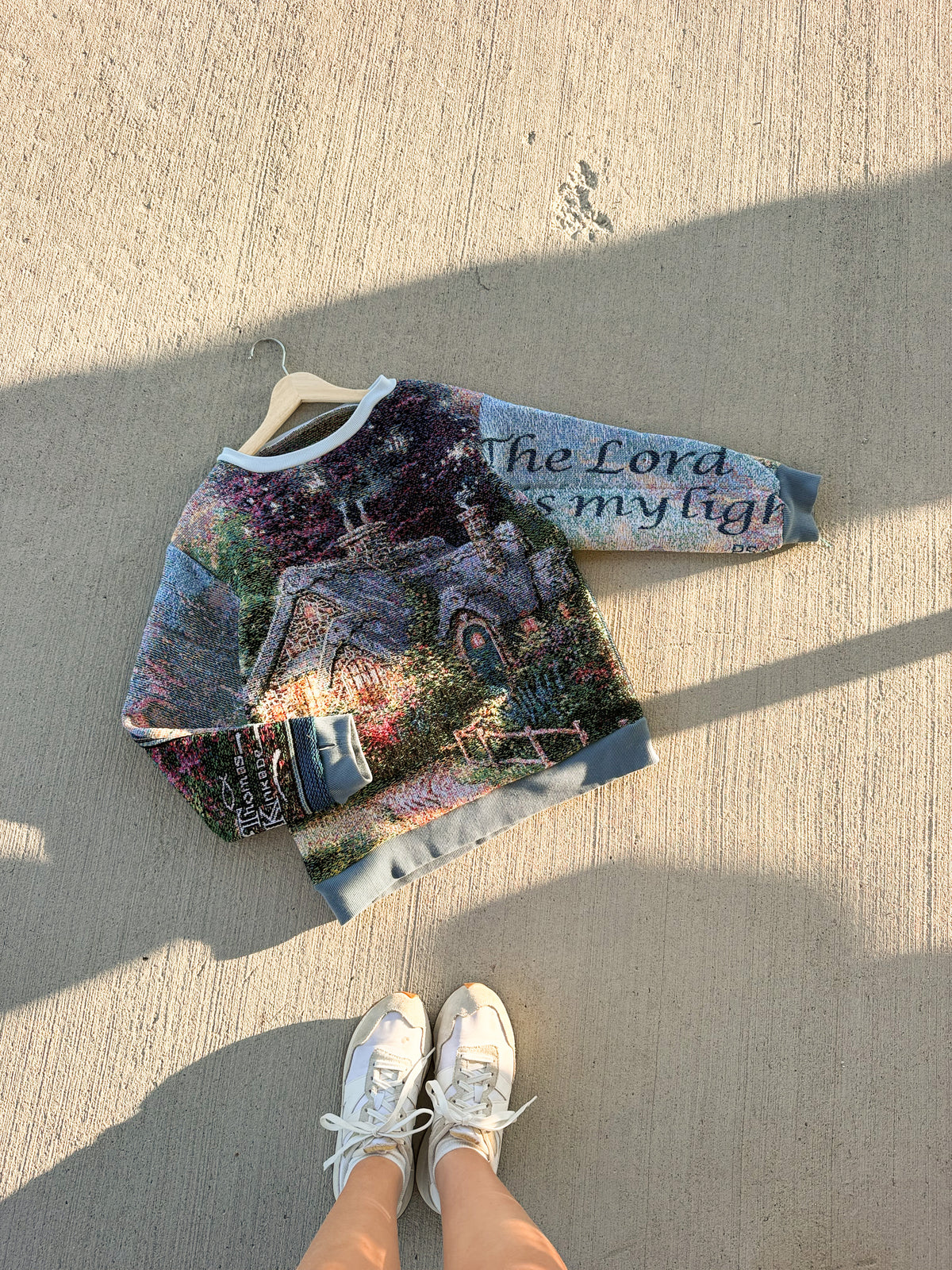 Tapestry crewneck