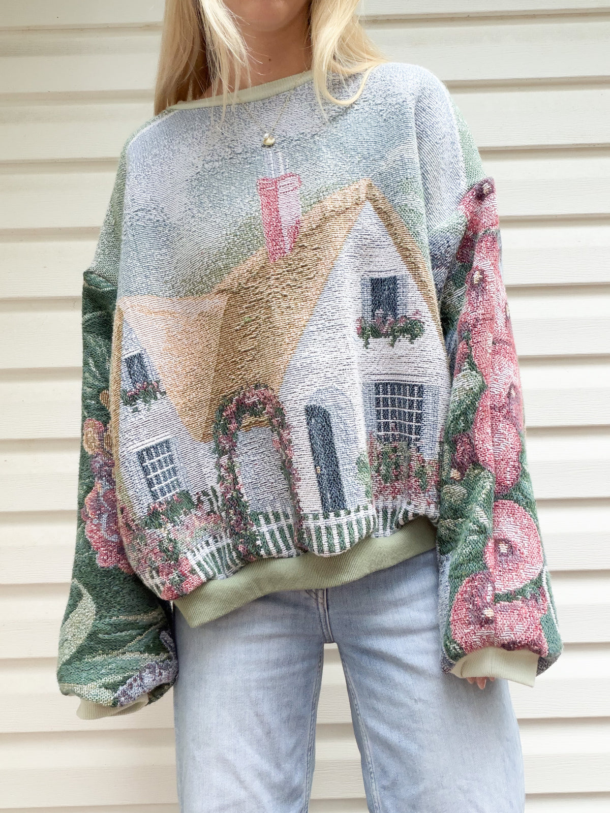 Cottage x hydrangeas tapestry crew