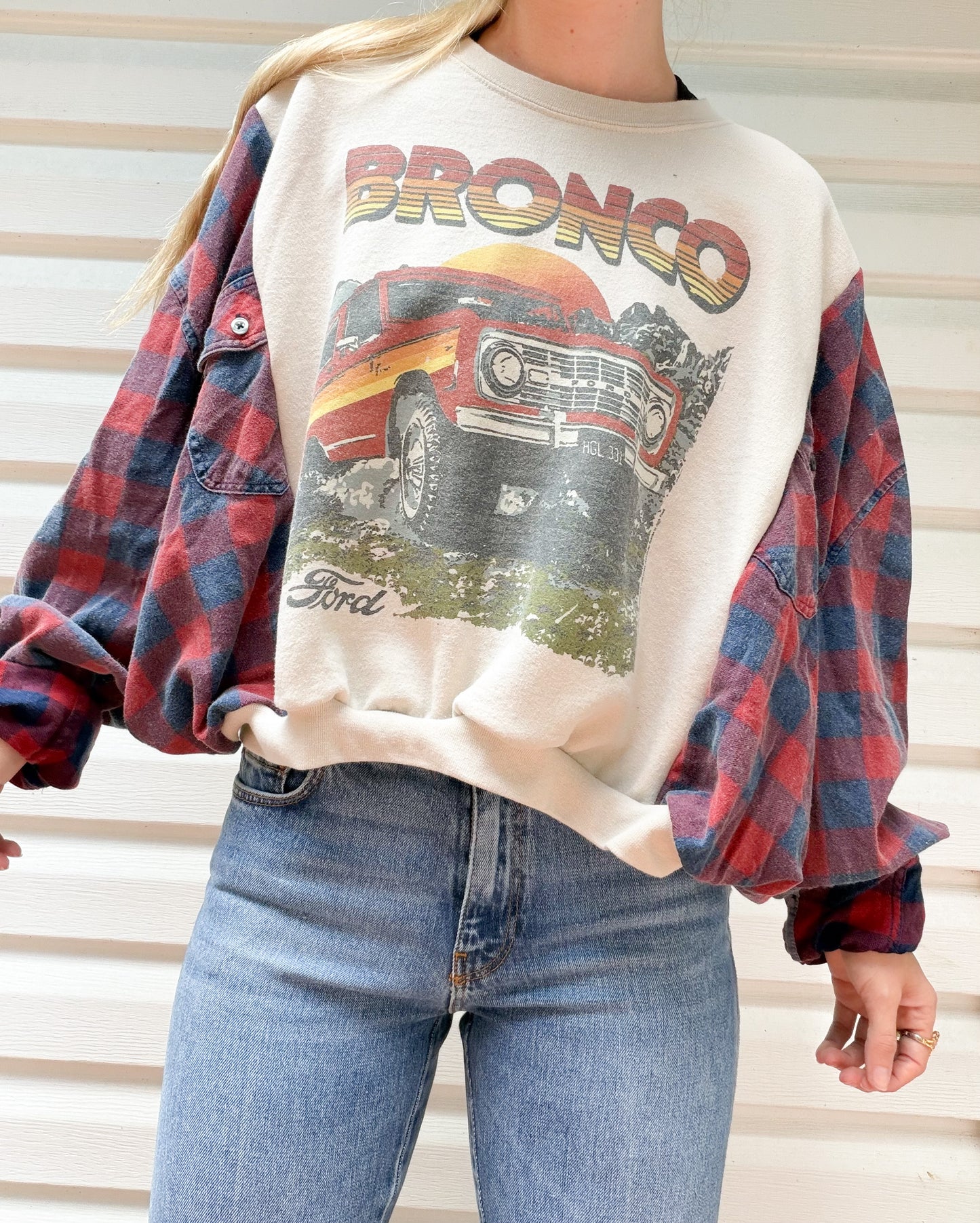Bronco graphic crewneck x flannel