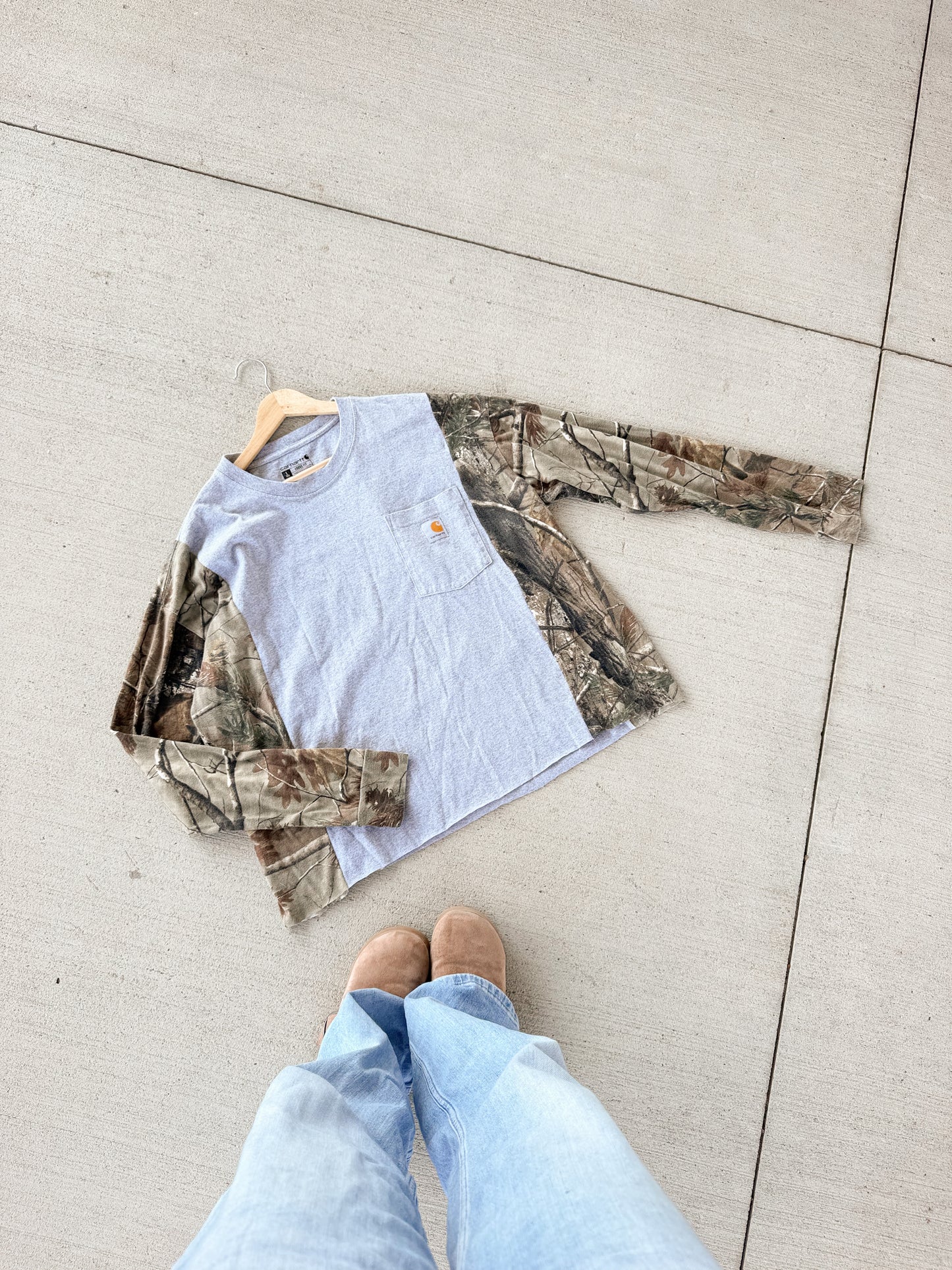 Carhartt pocket tee x camo