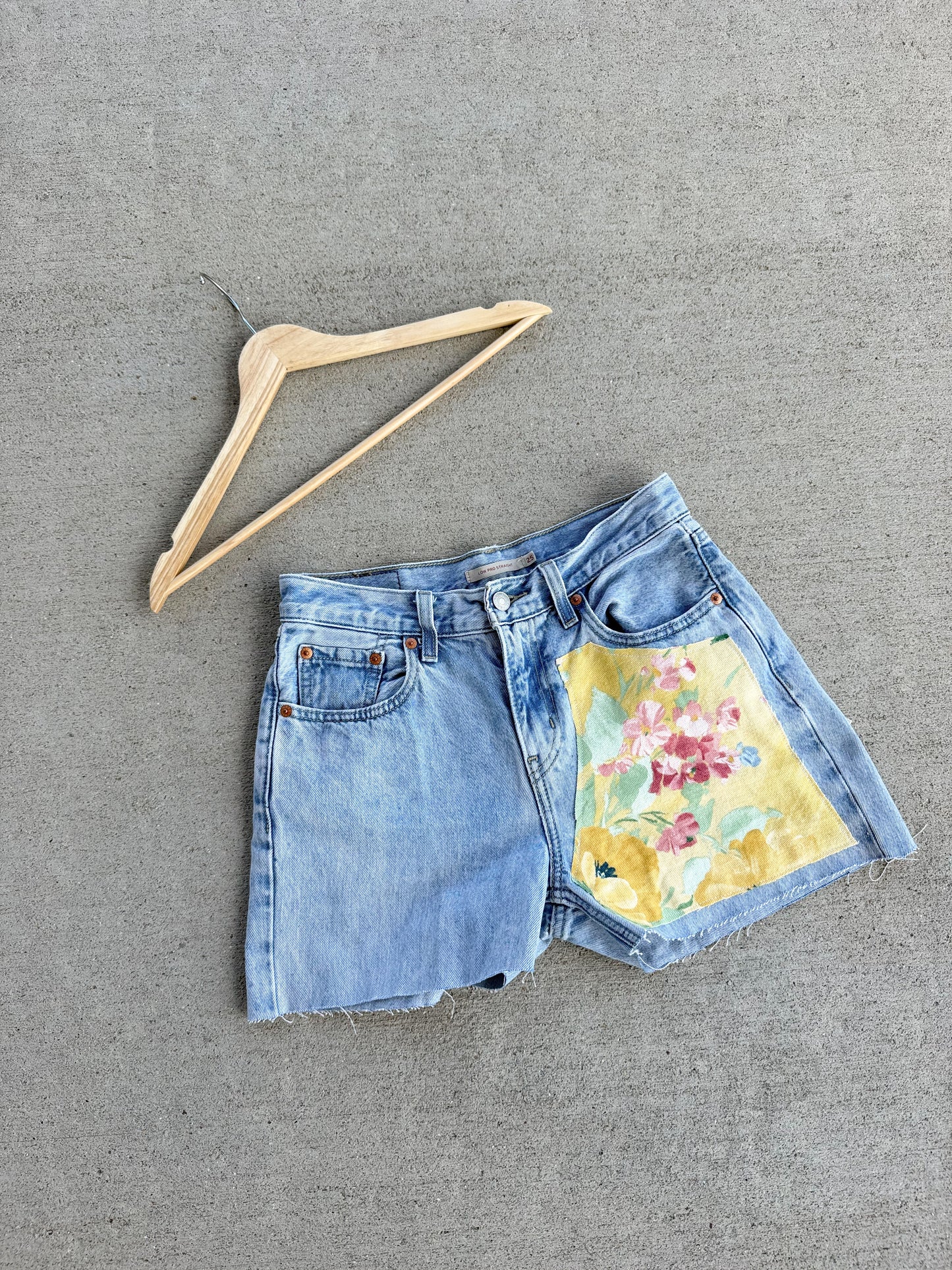Levi shorts x patchwork