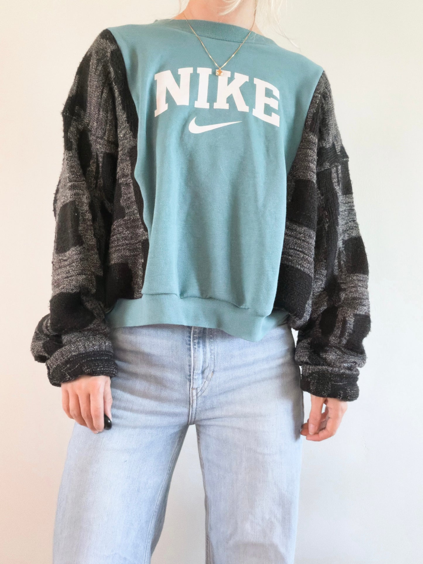 Nike crewneck x vintage sweater