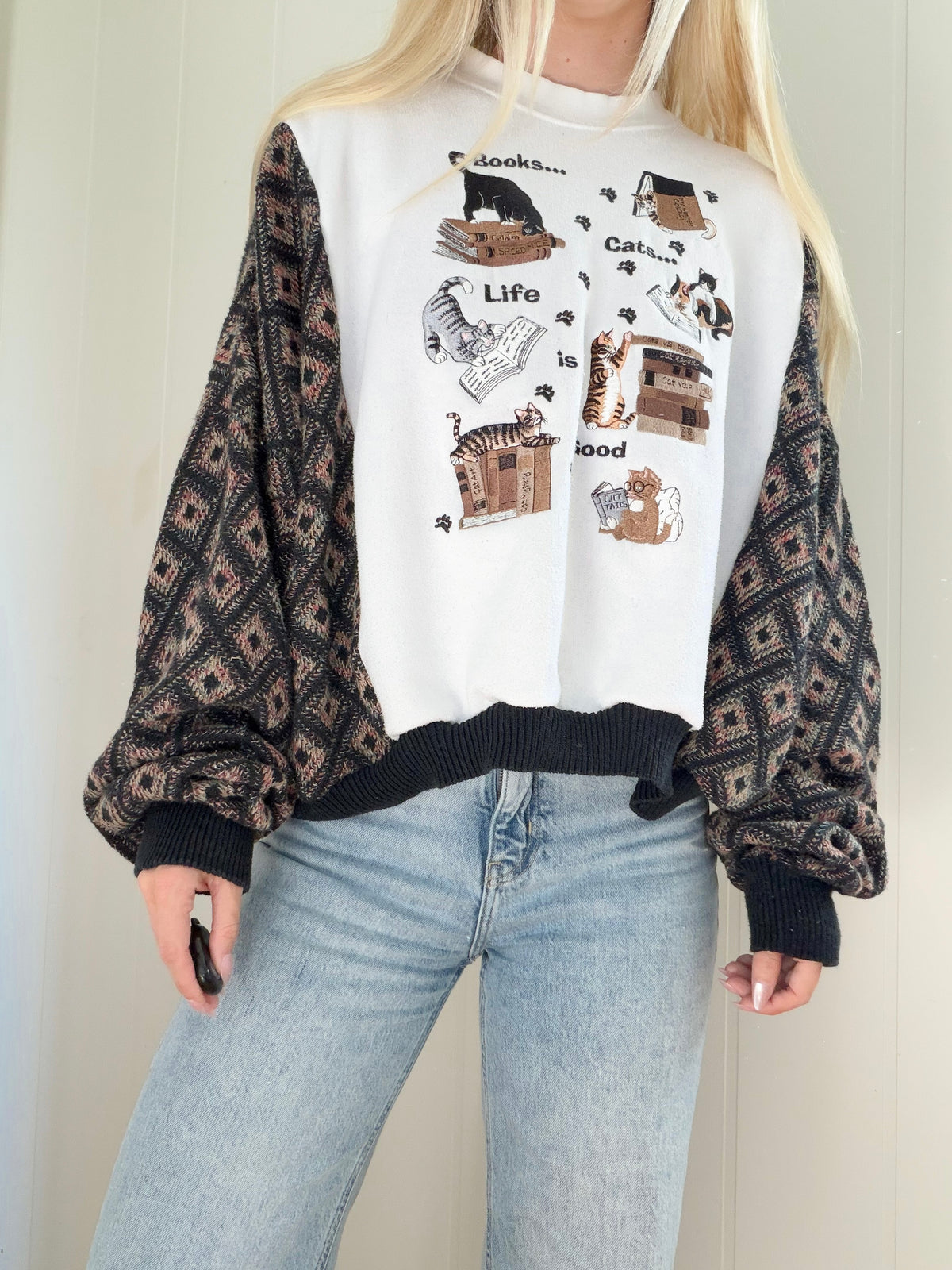 Vintage embroidered cat crewneck x sweater